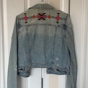 American Eagle Outfitters Vintage Denim Jacket